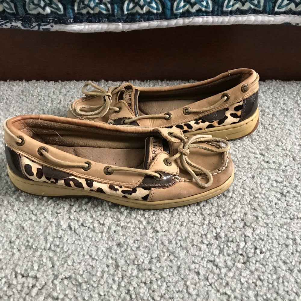 Cheetah print Sperry topsiders